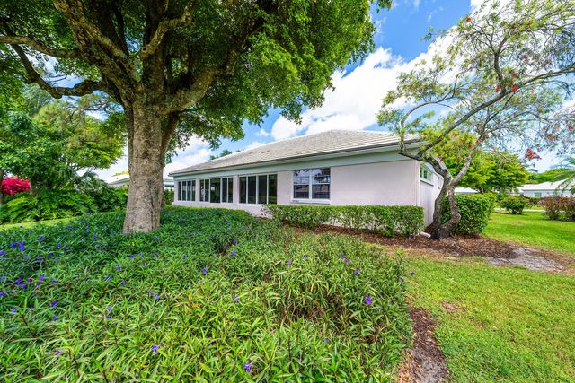 4473 Sanderling Circle E, Boynton Beach, FL 33436