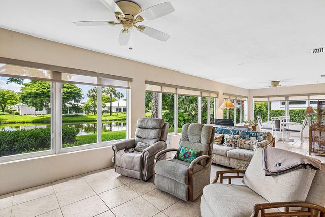 4473 Sanderling Circle E, Boynton Beach, FL 33436