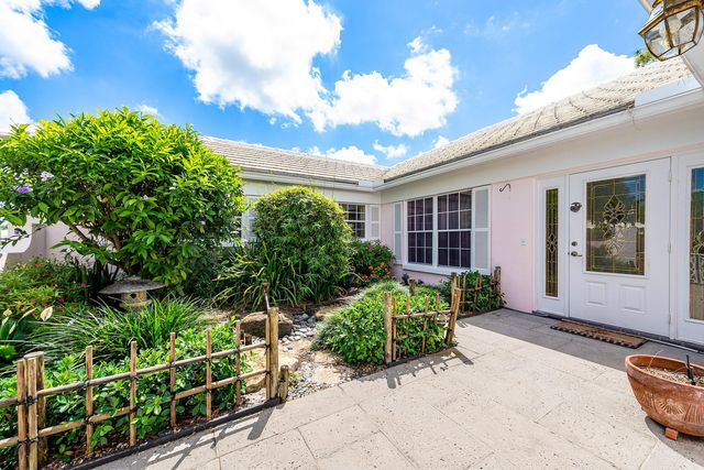 4473 Sanderling Circle E, Boynton Beach, FL 33436