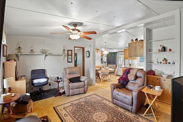 6320 W COPENHAGEN STREET, Dunnellon, FL 34433