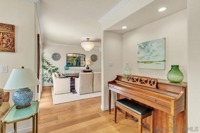 4 Gingertree Ln, Coronado, CA 92118