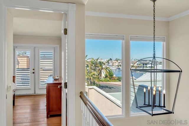 4 Gingertree Ln, Coronado, CA 92118