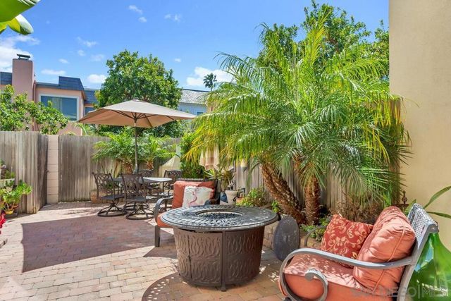 4 Gingertree Ln, Coronado, CA 92118
