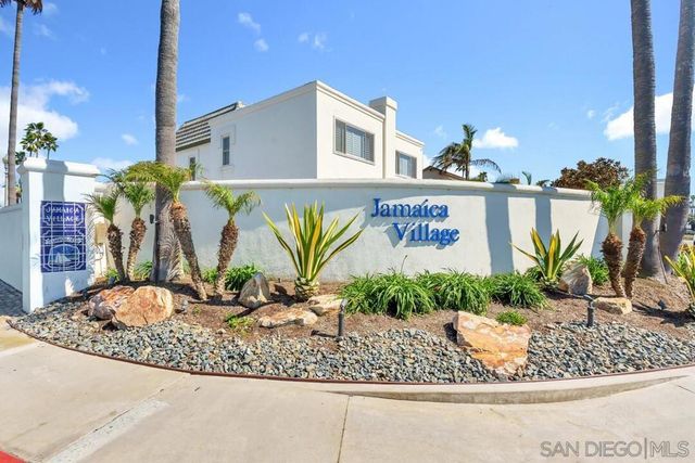 4 Gingertree Ln, Coronado, CA 92118