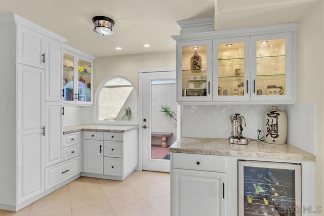 4 Gingertree Ln, Coronado, CA 92118