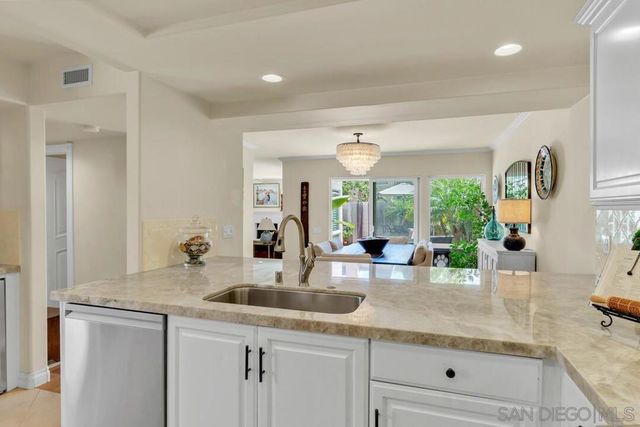 4 Gingertree Ln, Coronado, CA 92118