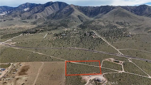 713 Kinglet, Apple Valley, CA 92308