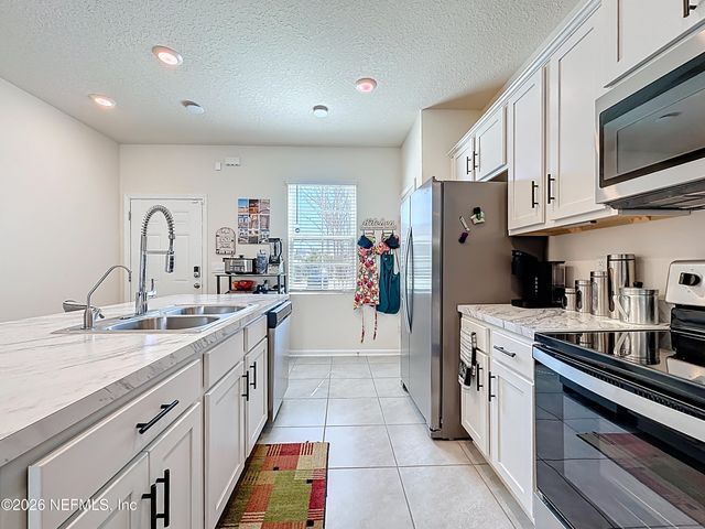 8217 WATERCOURSE Way, Jacksonville, FL 32211