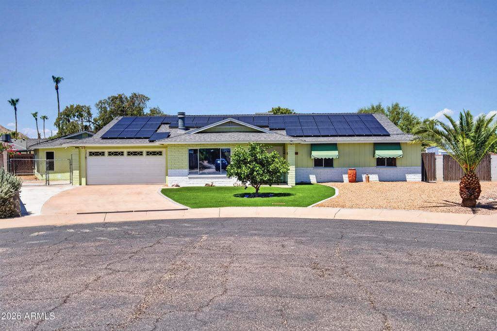10250 N 26TH Place, Phoenix, AZ 85028 — exterior