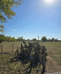 0 County Road 664, Devine, TX 78016