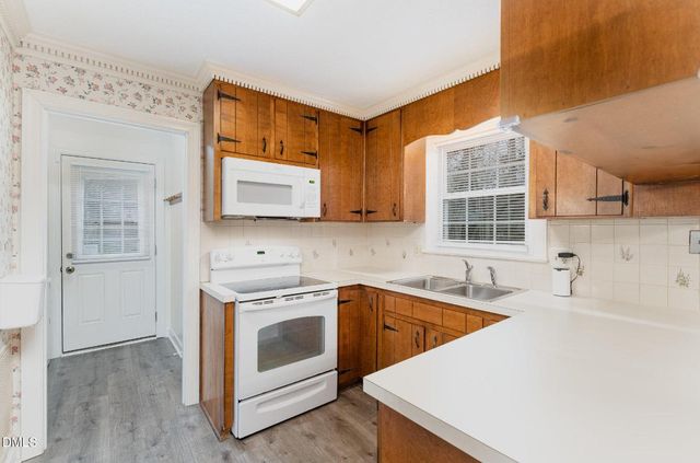 1100 Sudbury Court, Raleigh, NC 27609