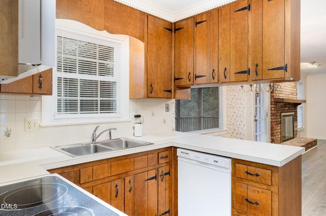 1100 Sudbury Court, Raleigh, NC 27609