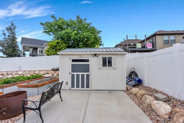 1049 S 300 E, Salem, UT 84653