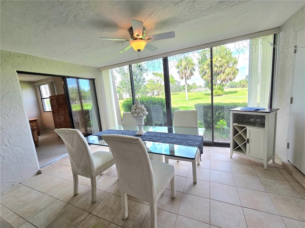 Image 12 of property listing at 3516 RICHWOOD 51, Sarasota, FL 34235