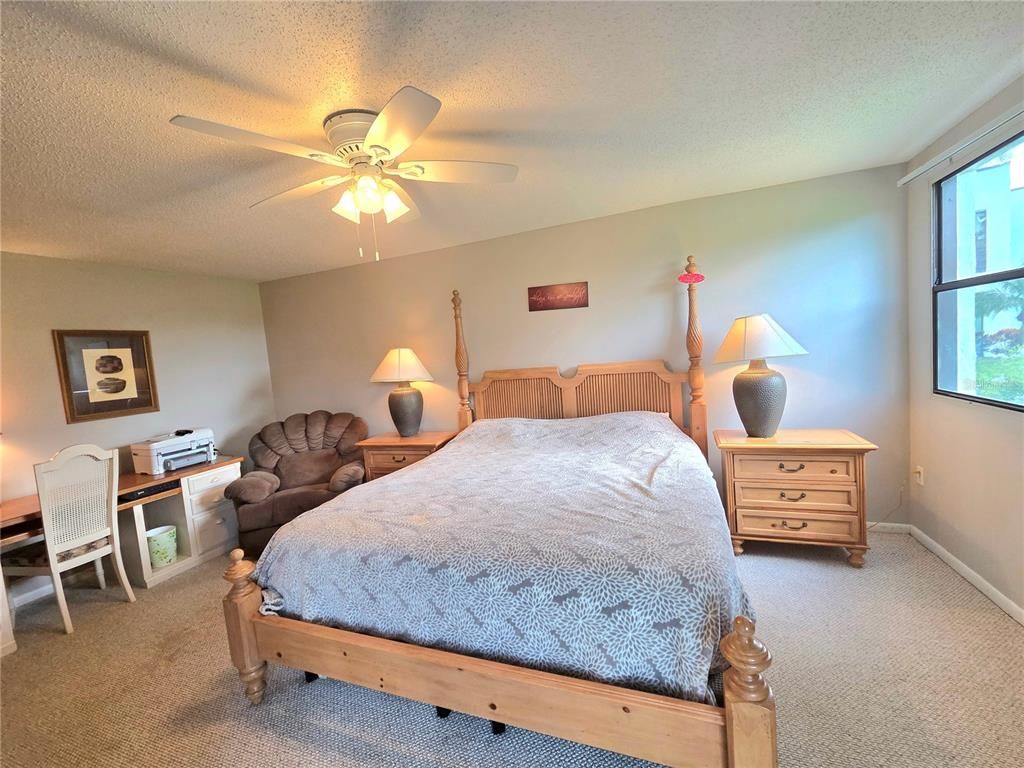 Image 17 of property listing at 3516 RICHWOOD 51, Sarasota, FL 34235