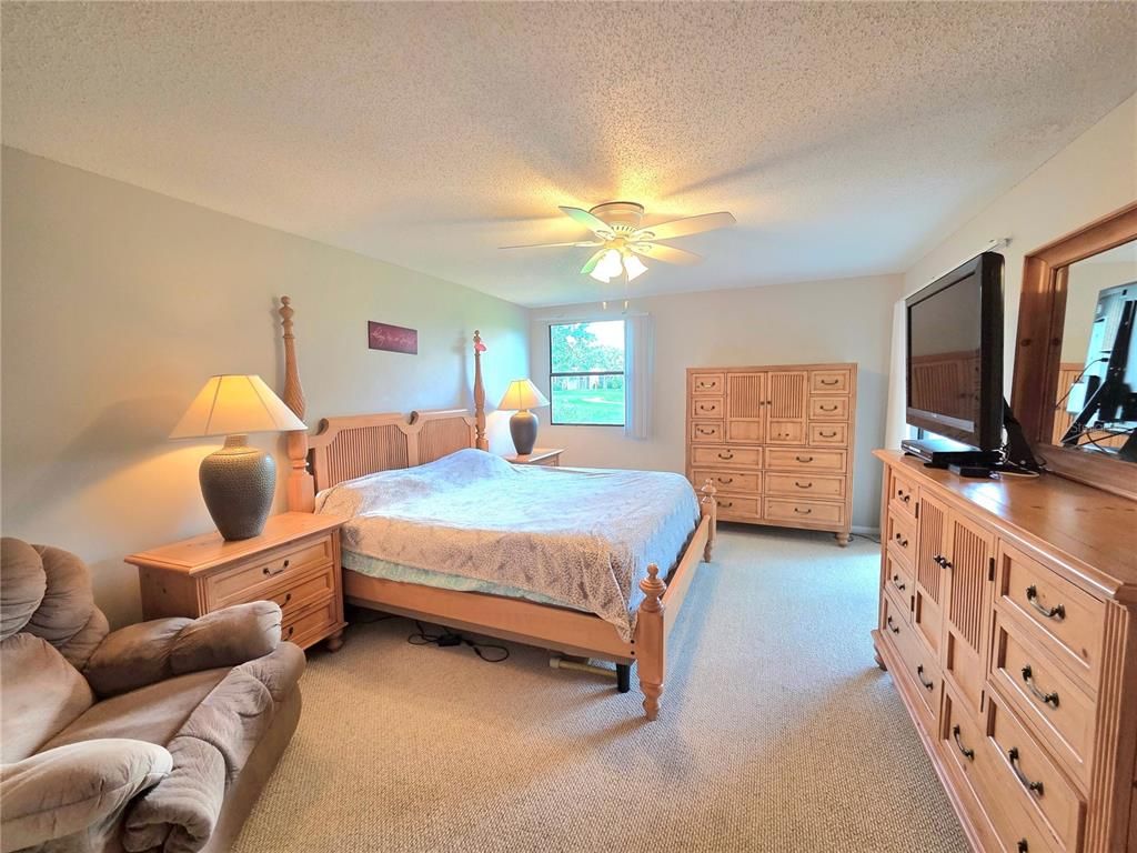 Image 19 of property listing at 3516 RICHWOOD 51, Sarasota, FL 34235