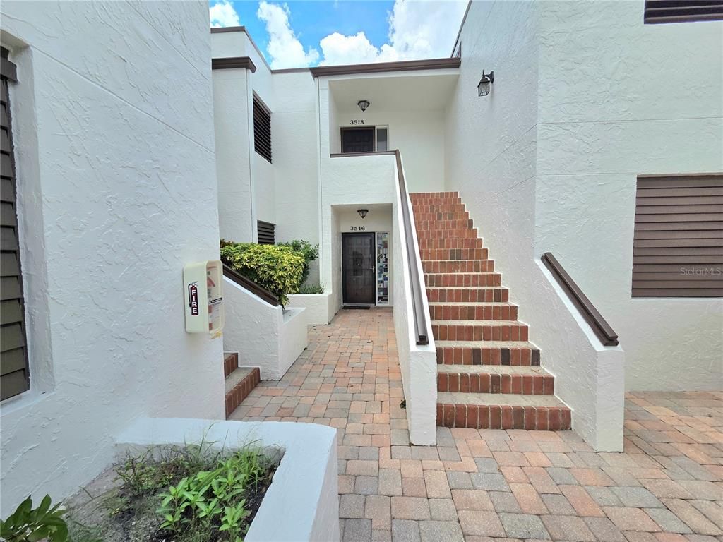 Image 2 of property listing at 3516 RICHWOOD 51, Sarasota, FL 34235