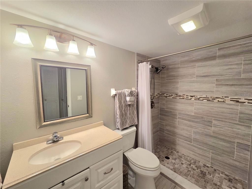 Image 21 of property listing at 3516 RICHWOOD 51, Sarasota, FL 34235