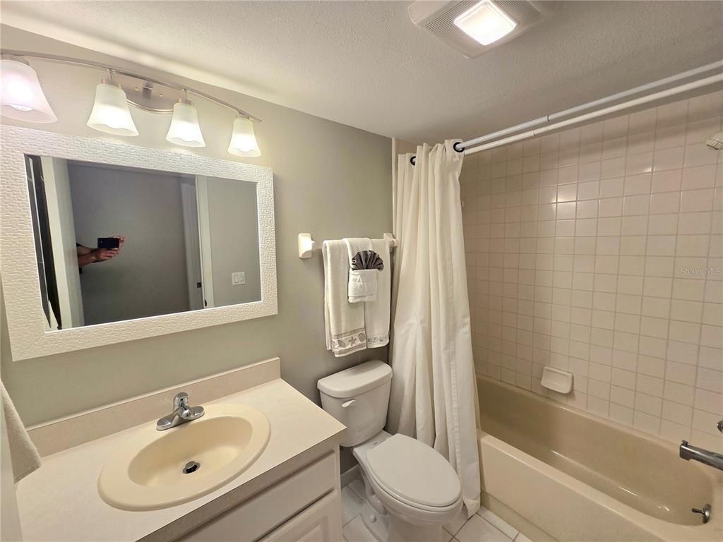 Image 24 of property listing at 3516 RICHWOOD 51, Sarasota, FL 34235