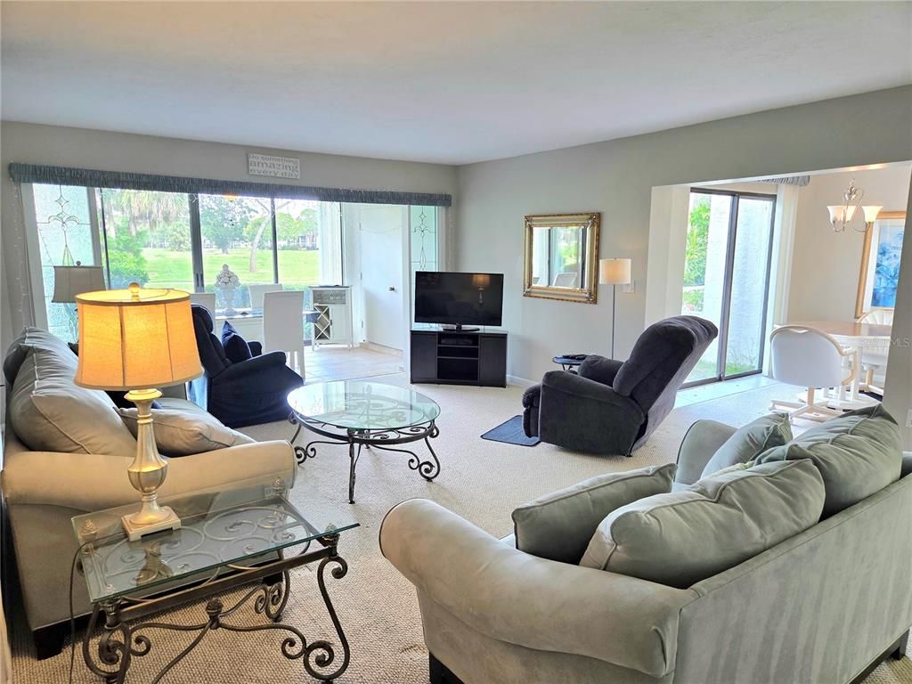 Image 5 of property listing at 3516 RICHWOOD 51, Sarasota, FL 34235