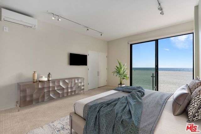 1 Northstar Street 101, Marina Del Rey, CA 90292