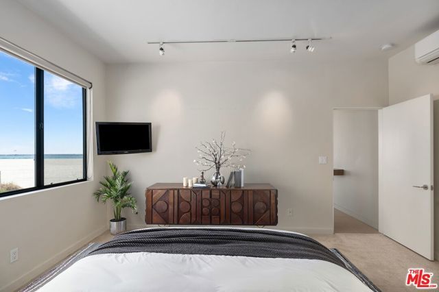 1 Northstar Street 101, Marina Del Rey, CA 90292