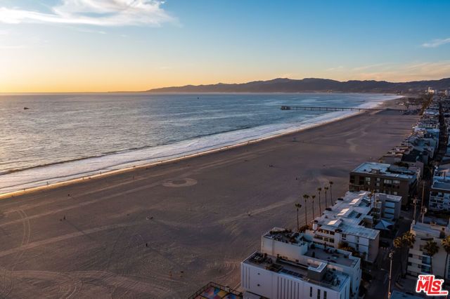1 Northstar Street 101, Marina Del Rey, CA 90292