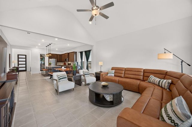 9123 Ray Decent Lane, Tomball, TX 77375