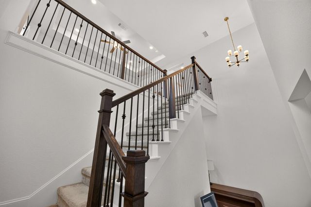 9123 Ray Decent Lane, Tomball, TX 77375