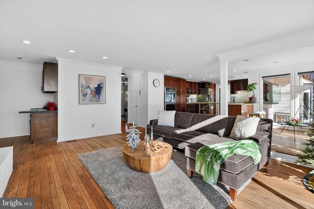 9911 INDIAN QUEEN POINT RD, Fort Washington, MD 20744