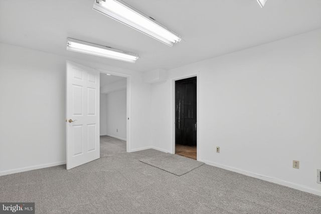 9911 INDIAN QUEEN POINT RD, Fort Washington, MD 20744