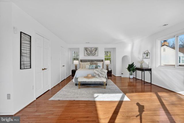 9911 INDIAN QUEEN POINT RD, Fort Washington, MD 20744