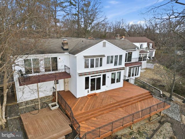 9911 INDIAN QUEEN POINT RD, Fort Washington, MD 20744