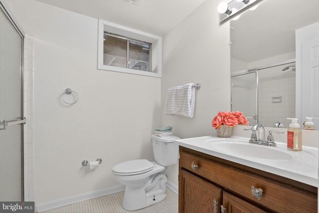 9911 INDIAN QUEEN POINT RD, Fort Washington, MD 20744