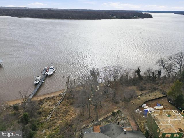 9911 INDIAN QUEEN POINT RD, Fort Washington, MD 20744