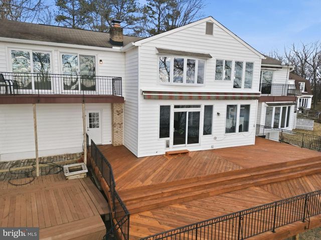 9911 INDIAN QUEEN POINT RD, Fort Washington, MD 20744