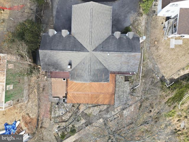 9911 INDIAN QUEEN POINT RD, Fort Washington, MD 20744