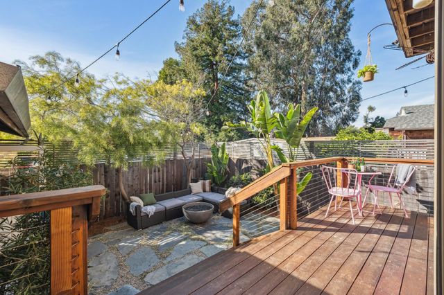 6445 Irwin Ct, Oakland, CA 94609