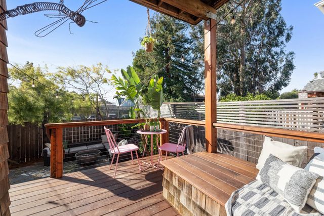 6445 Irwin Ct, Oakland, CA 94609