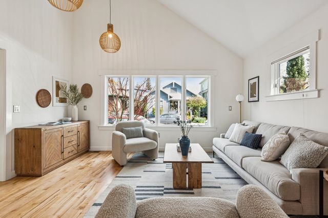 6445 Irwin Ct, Oakland, CA 94609