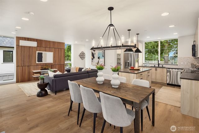 13546 39th Avenue NE, Seattle, WA 98125