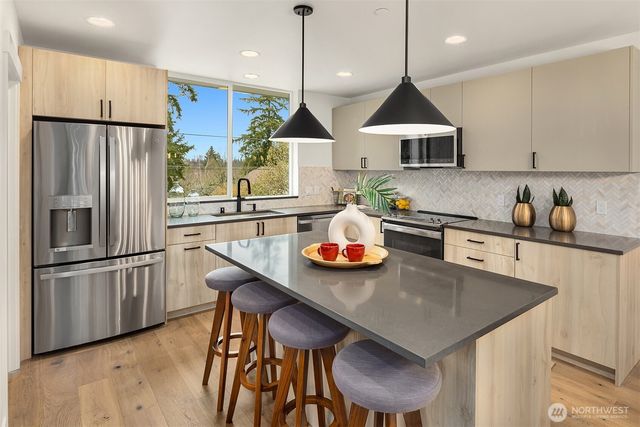 13546 39th Avenue NE, Seattle, WA 98125