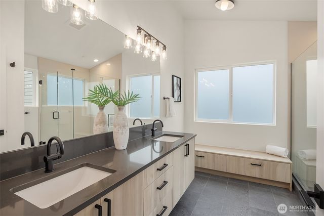 13546 39th Avenue NE, Seattle, WA 98125