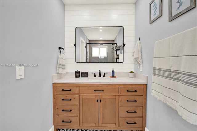 5027 SW 146th Ave, Miami, FL 33175