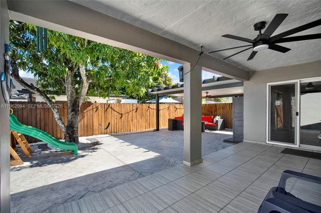 5027 SW 146th Ave, Miami, FL 33175