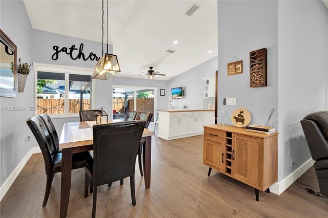 5027 SW 146th Ave, Miami, FL 33175