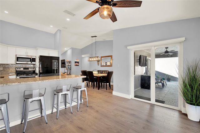 5027 SW 146th Ave, Miami, FL 33175