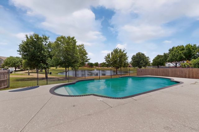 5508 Brazoria Drive, Grand Prairie, TX 75052