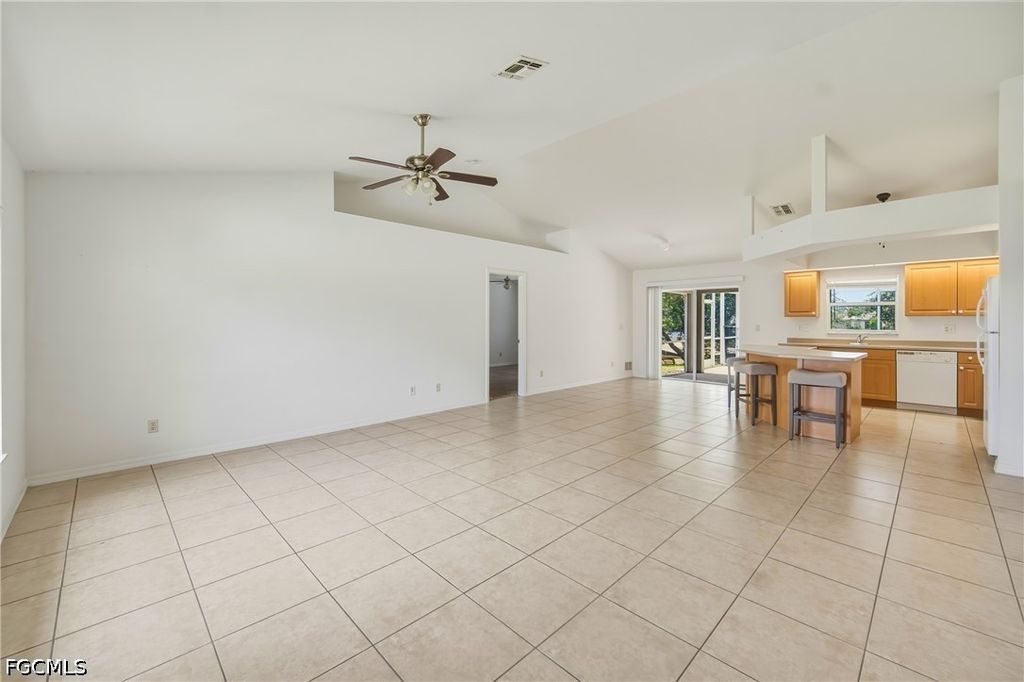 Image 15 of property listing at 2022 SW 15th AVE, Cape Coral, FL 33991