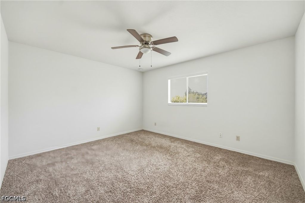 Image 18 of property listing at 2022 SW 15th AVE, Cape Coral, FL 33991